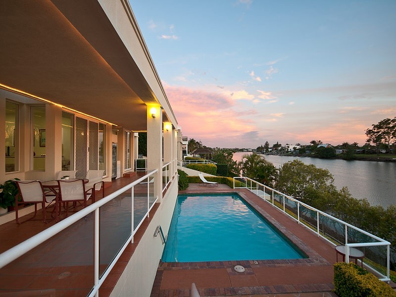 94 Cabana Boulevard, Benowa Waters QLD 4217