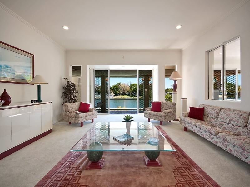 94 Cabana Boulevard, Benowa Waters QLD 4217