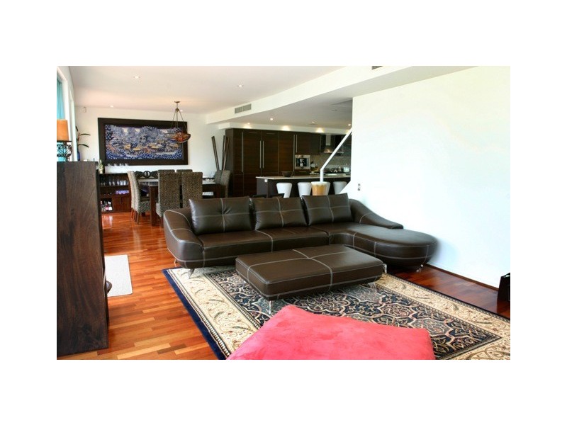 1122 Spring Terraces’ Royal Pines’, Benowa QLD 4217