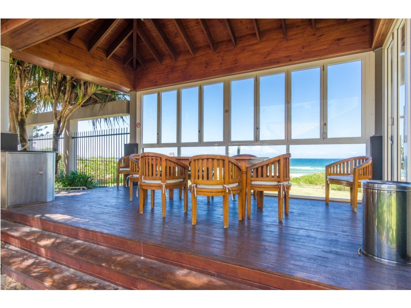 24D ‘Surfers Aquarius’ 4 Old Burleigh Road, Surfers Paradise QLD 4217