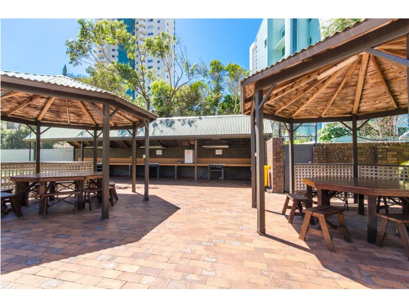 24D ‘Surfers Aquarius’ 4 Old Burleigh Road, Surfers Paradise QLD 4217