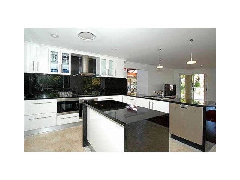 5712 Observation Crescent, Sanctuary Cove QLD 4212