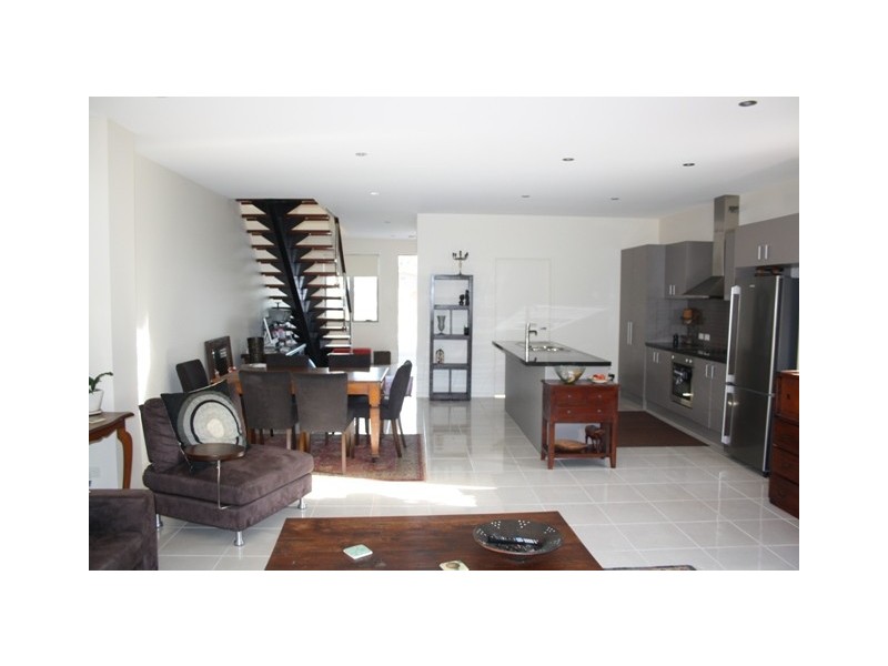 1/17 Walker Avenue, Palm Beach QLD 4221