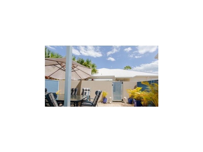 16 ‘Diamond Cove’ 16 Crescent Avenue, Mermaid Beach QLD 4218