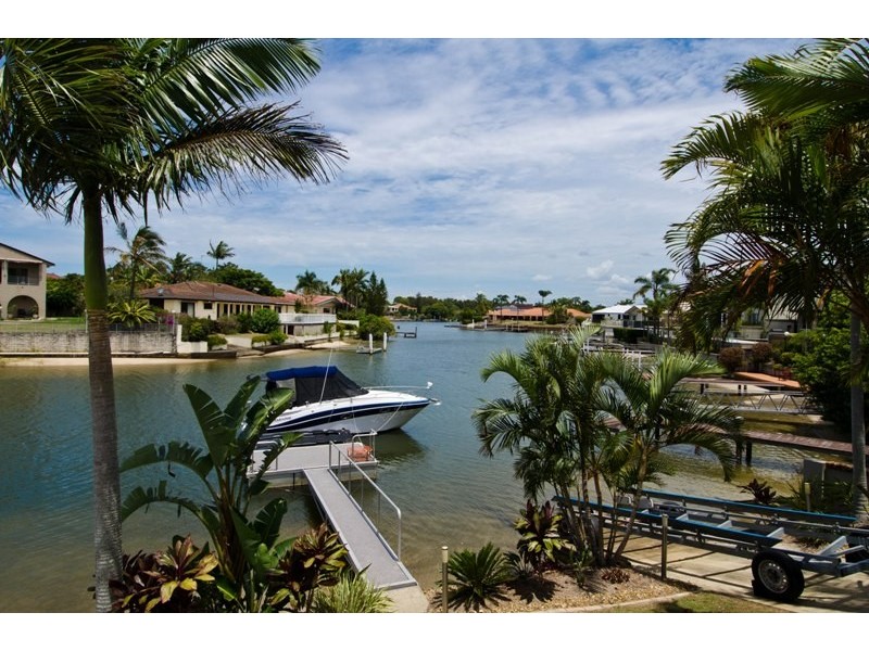 30 Boomerang Crescent, Sorrento QLD 4217