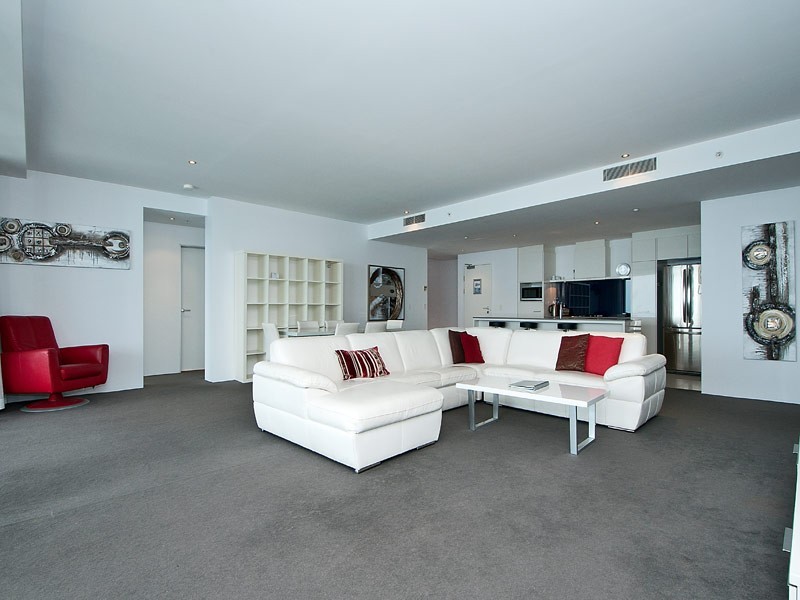 2573 ‘Circle on Cavill’ 9 Ferny Avenue, Surfers Paradise QLD 4217