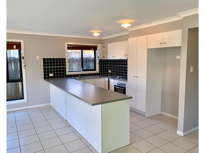 32 Collingrove Circuit, Pimpama QLD 4209