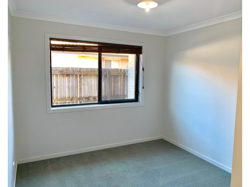 32 Collingrove Circuit, Pimpama QLD 4209