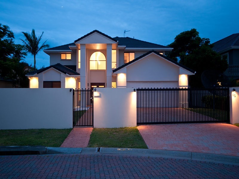 65 Bollard Circuit, Clear Island Waters QLD 4226