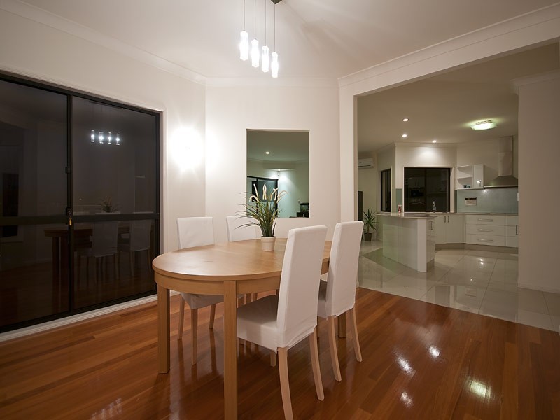 65 Bollard Circuit, Clear Island Waters QLD 4226