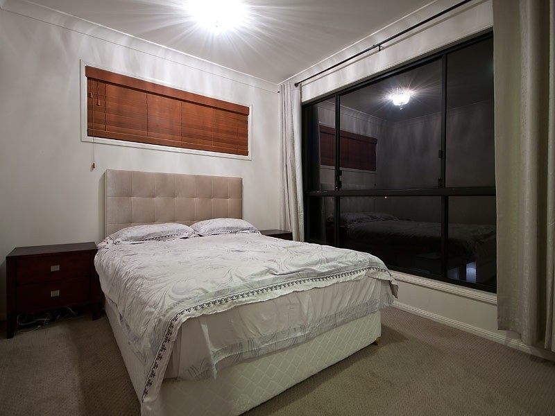 65 Bollard Circuit, Clear Island Waters QLD 4226