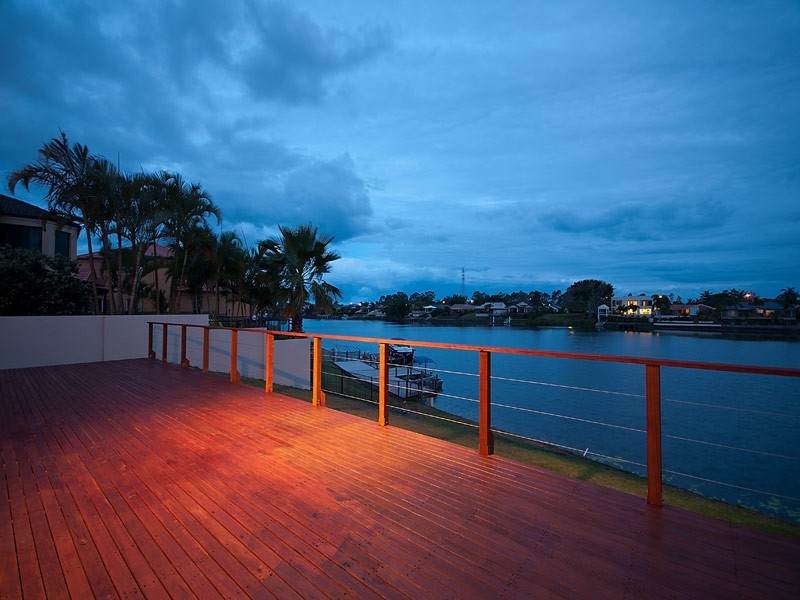 65 Bollard Circuit, Clear Island Waters QLD 4226