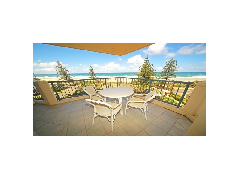 27 ‘Oceana on Broadbeach’ 100 Old Burleigh Road, Broadbeach QLD 4218