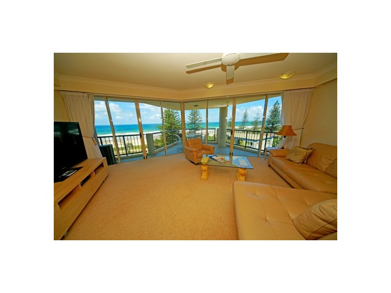 27 ‘Oceana on Broadbeach’ 100 Old Burleigh Road, Broadbeach QLD 4218