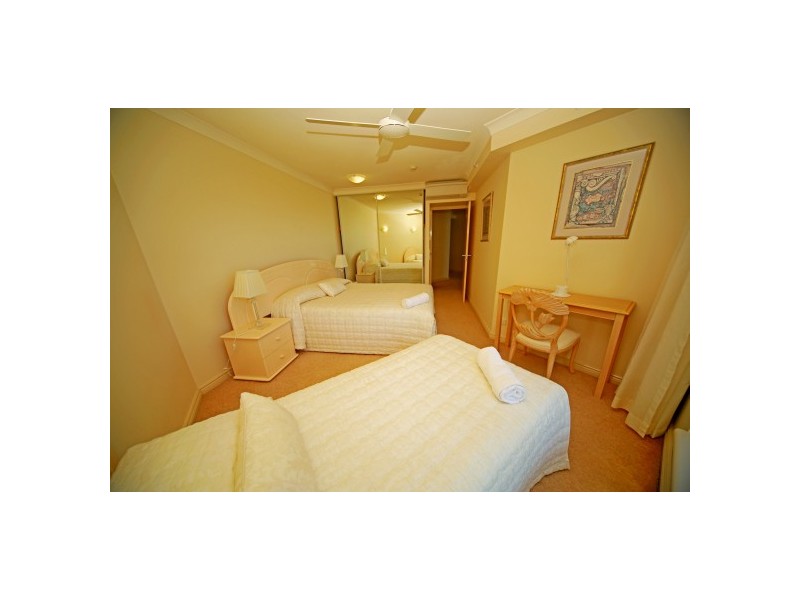 27 ‘Oceana on Broadbeach’ 100 Old Burleigh Road, Broadbeach QLD 4218