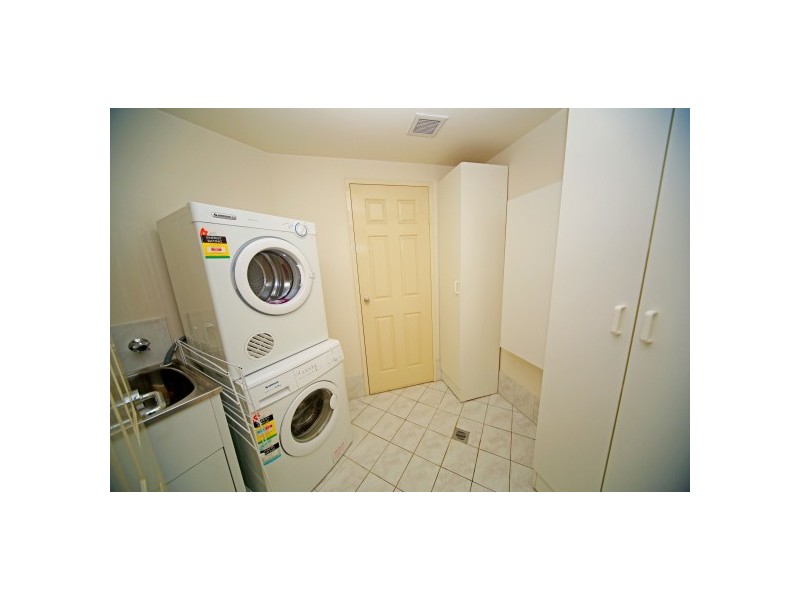 38 ‘Carmel by the Sea’ 177 Old Burleigh Road, Broadbeach QLD 4218