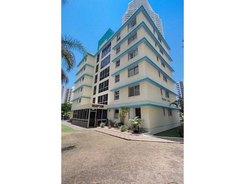 8,15,16,17 ‘Durham Court’ 21 Clifford Street, Surfers Paradise QLD 4217