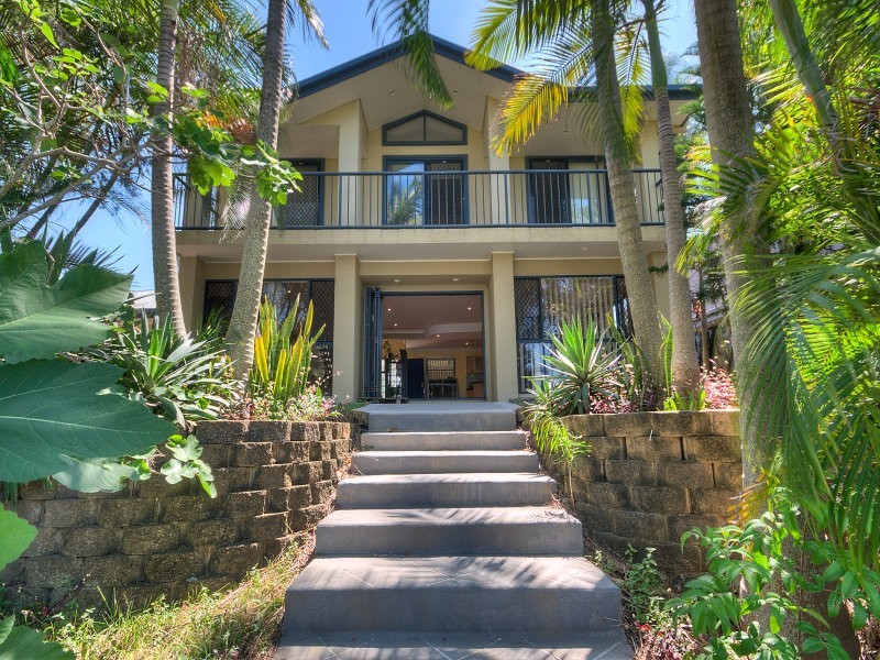 Broadbeach Waters QLD 4218