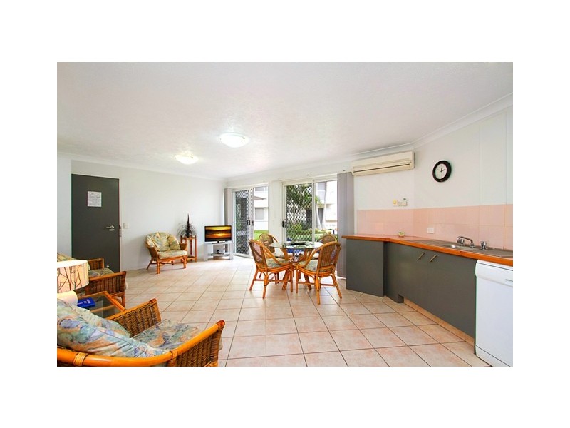 3 ‘Le Chelsea’ 11 Frederick Street, Surfers Paradise QLD 4217