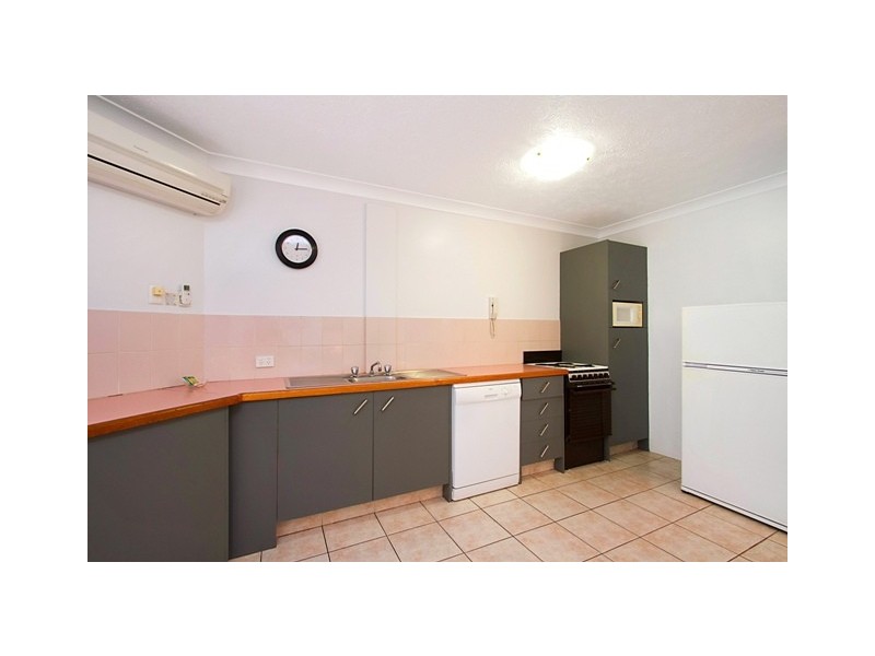 3 ‘Le Chelsea’ 11 Frederick Street, Surfers Paradise QLD 4217