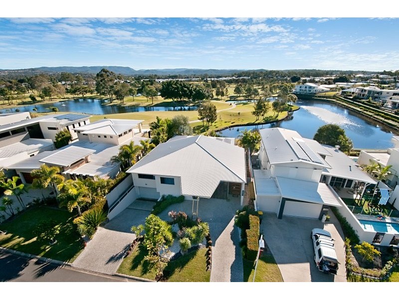 1022 Lakeview Terrace, Benowa QLD 4217