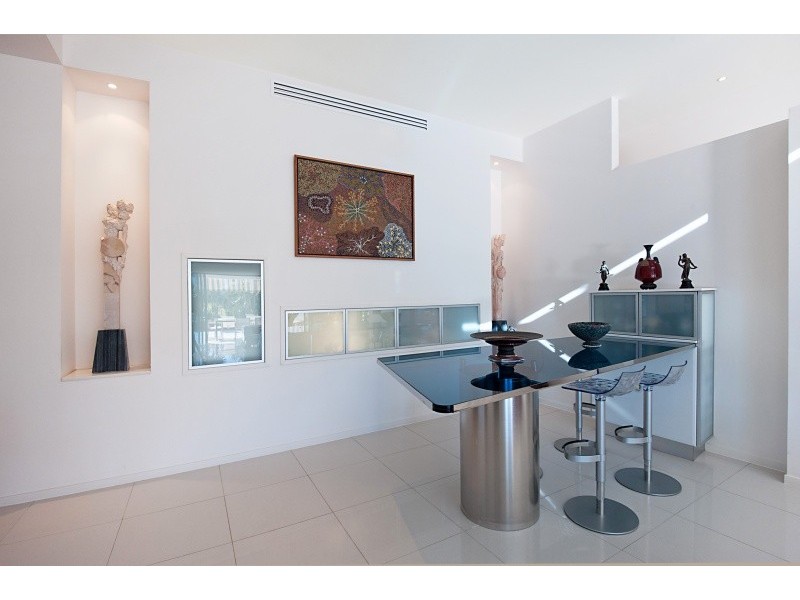 1022 Lakeview Terrace, Benowa QLD 4217