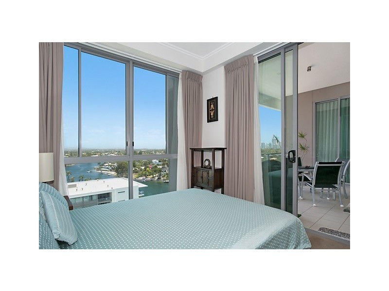 1801 ‘Freshwater Point’ 33 T.E.Peters Drive, Broadbeach Waters QLD 4218