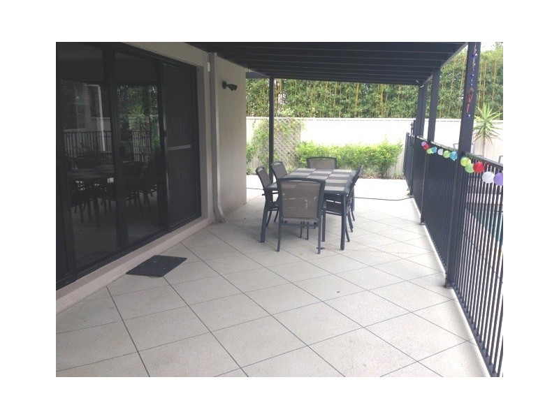 4 Snowwood Street, Reedy Creek QLD 4227