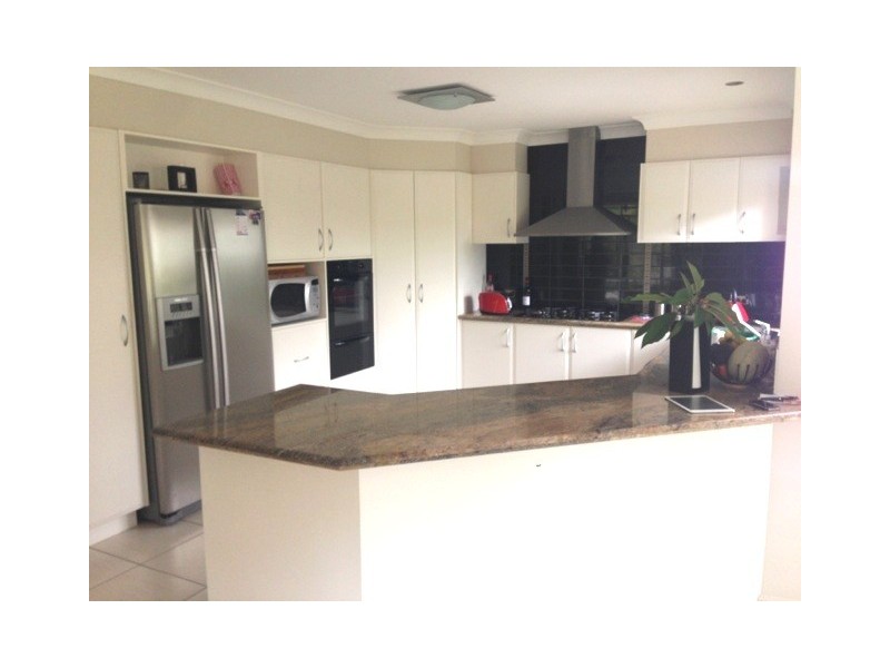 4 Snowwood Street, Reedy Creek QLD 4227