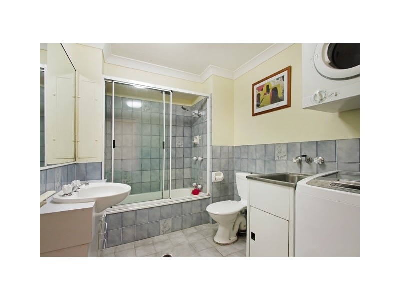 37/42 Beach Pde, Surfers Paradise QLD 4217