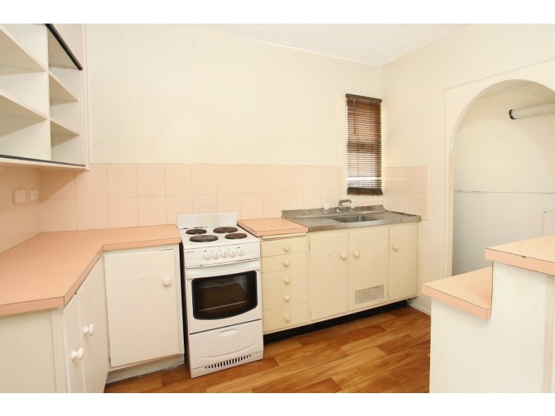 1D ‘Kinkabool’ 32 Hanlan Street, Surfers Paradise QLD 4217