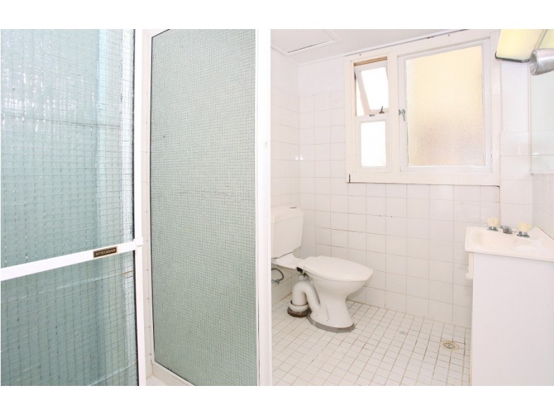 1D ‘Kinkabool’ 32 Hanlan Street, Surfers Paradise QLD 4217