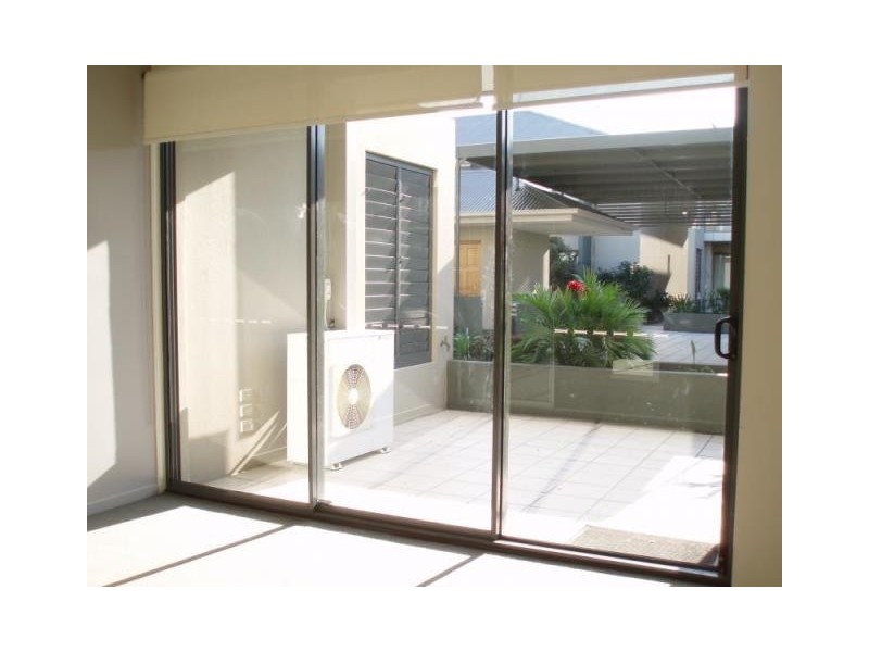 11/45 Bundall Road, Bundall QLD 4217