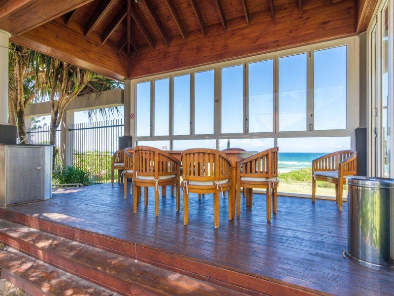 8A “Surfers Aquarius” 4-12 Old Burleigh Rd, Surfers Paradise QLD 4217