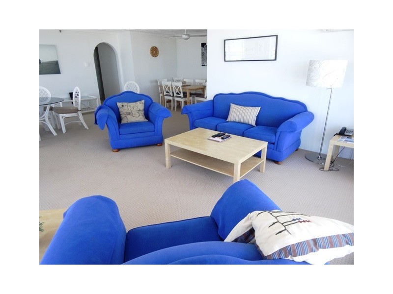 8A “Surfers Aquarius” 4-12 Old Burleigh Rd, Surfers Paradise QLD 4217