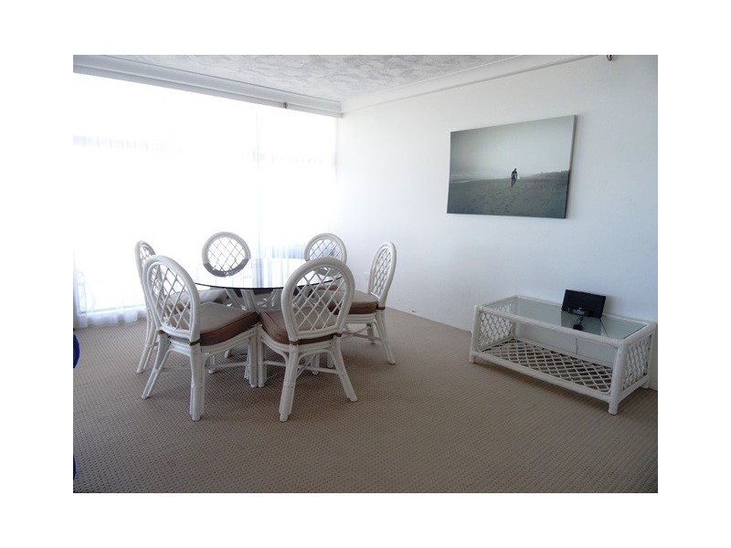 8A “Surfers Aquarius” 4-12 Old Burleigh Rd, Surfers Paradise QLD 4217