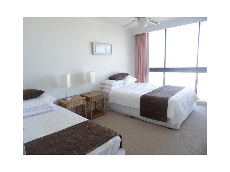 8A “Surfers Aquarius” 4-12 Old Burleigh Rd, Surfers Paradise QLD 4217