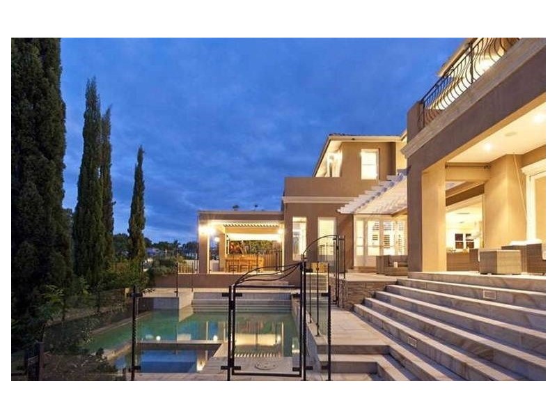 14 Kookaburra Court, Sorrento QLD 4217