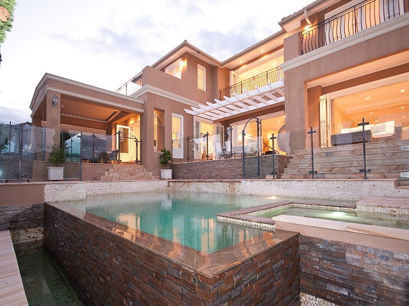 14 Kookaburra Court, Sorrento QLD 4217