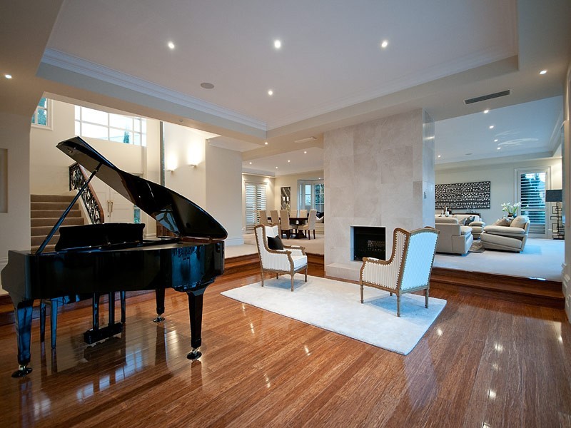 14 Kookaburra Court, Sorrento QLD 4217