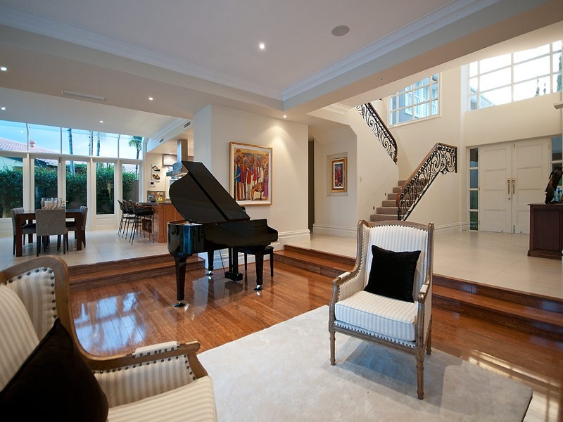 14 Kookaburra Court, Sorrento QLD 4217