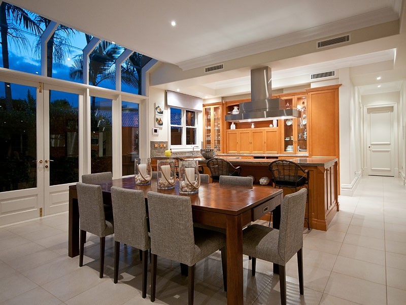 14 Kookaburra Court, Sorrento QLD 4217