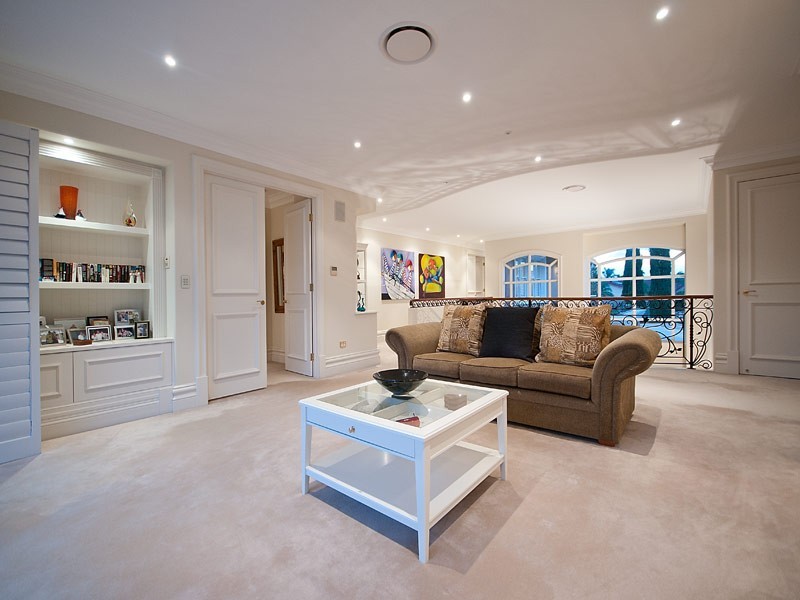 14 Kookaburra Court, Sorrento QLD 4217