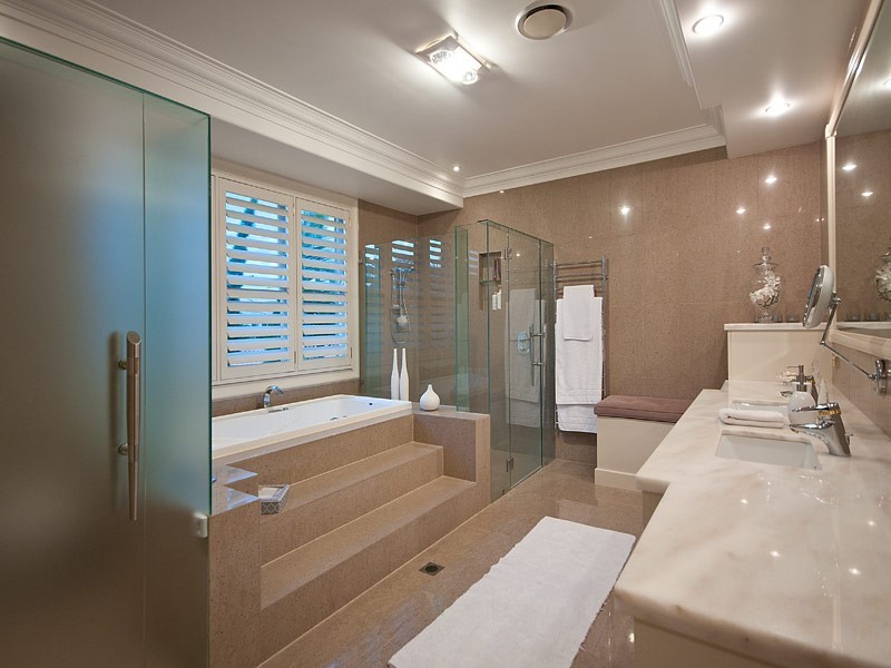 14 Kookaburra Court, Sorrento QLD 4217