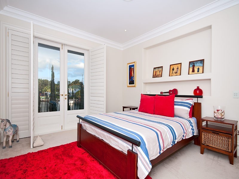 14 Kookaburra Court, Sorrento QLD 4217