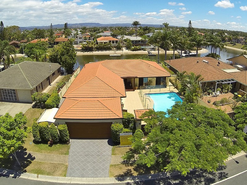 90 Campbell Street, Sorrento QLD 4217