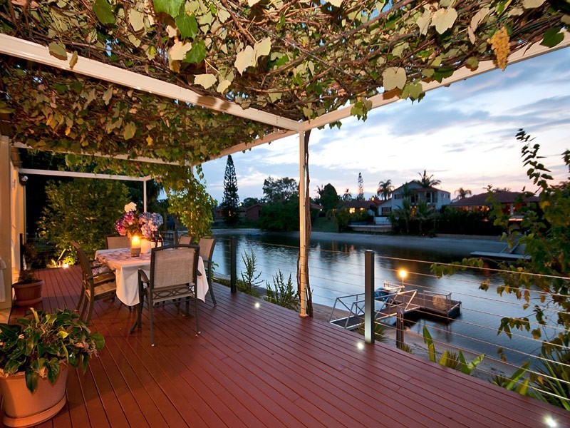 90 Campbell Street, Sorrento QLD 4217