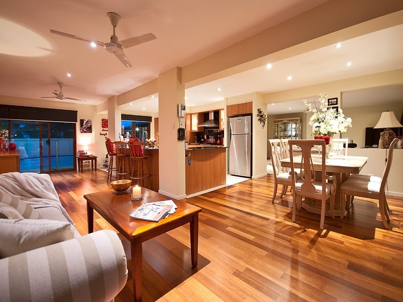 90 Campbell Street, Sorrento QLD 4217