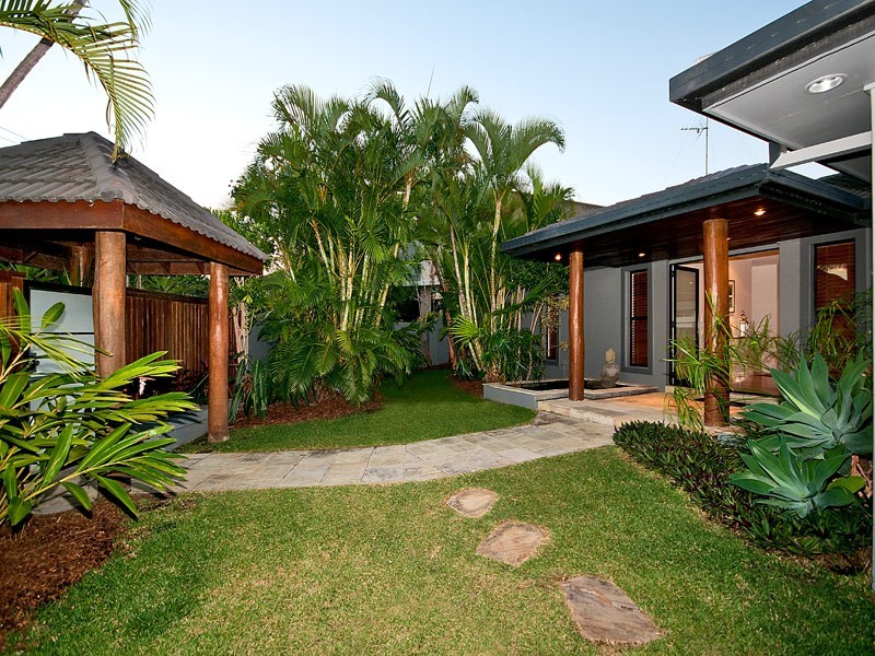 21 The Lido, Isle Of Capri QLD 4217