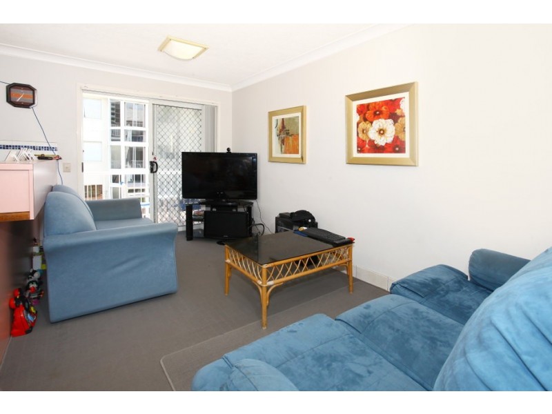 10 ‘Le Chelsea’ 11 Frederick Street, Surfers Paradise QLD 4217